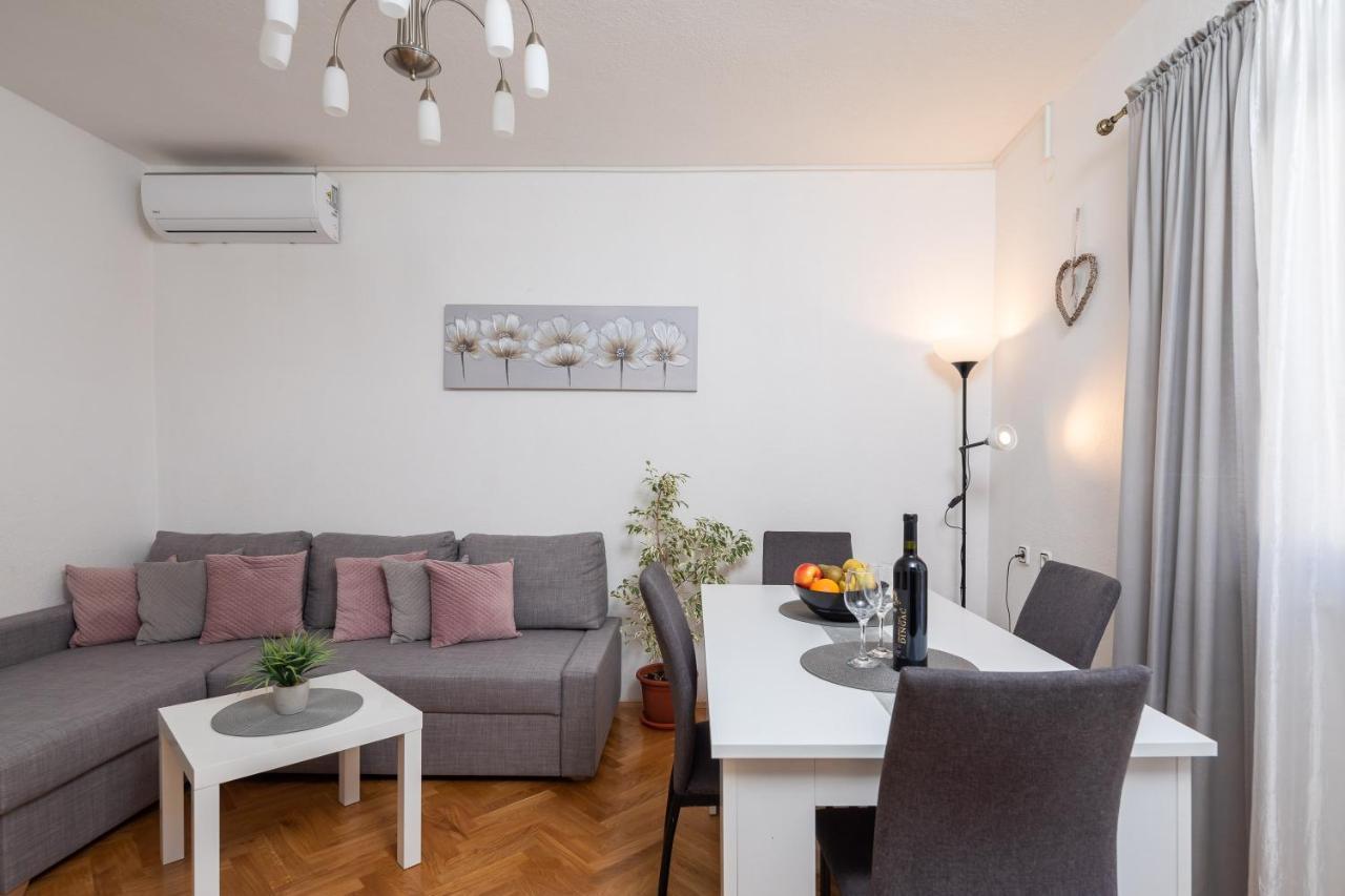 Apartment Beba Дугі-Рат Екстер'єр фото