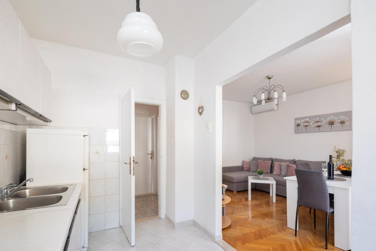 Apartment Beba Дугі-Рат Екстер'єр фото