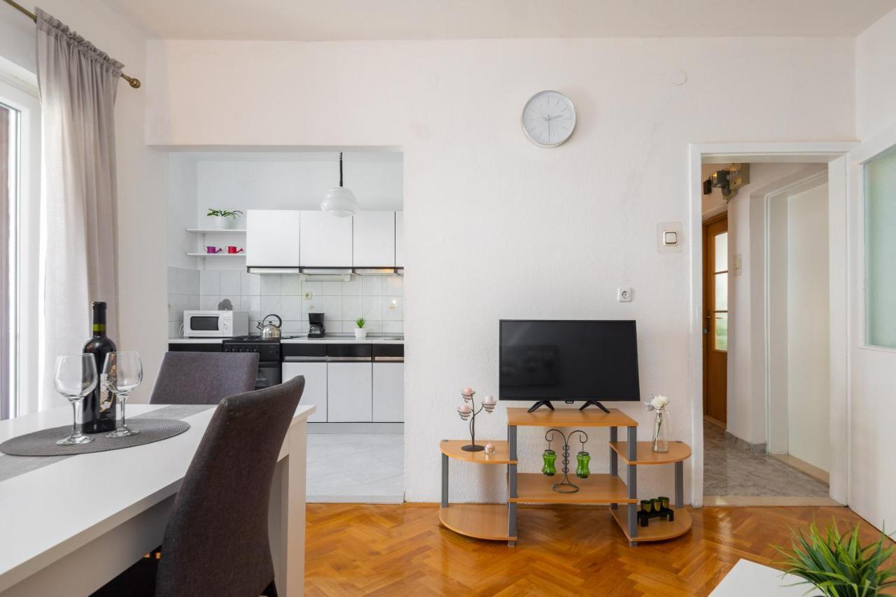 Apartment Beba Дугі-Рат Екстер'єр фото