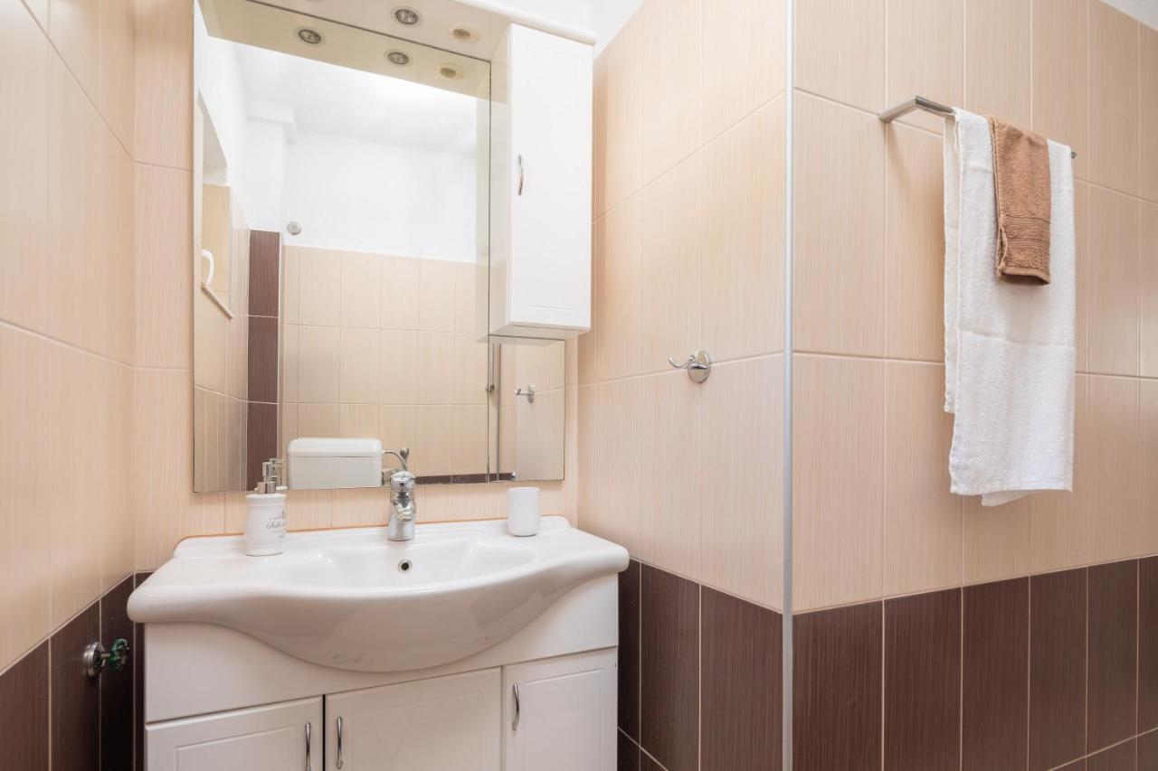 Apartment Beba Дугі-Рат Екстер'єр фото