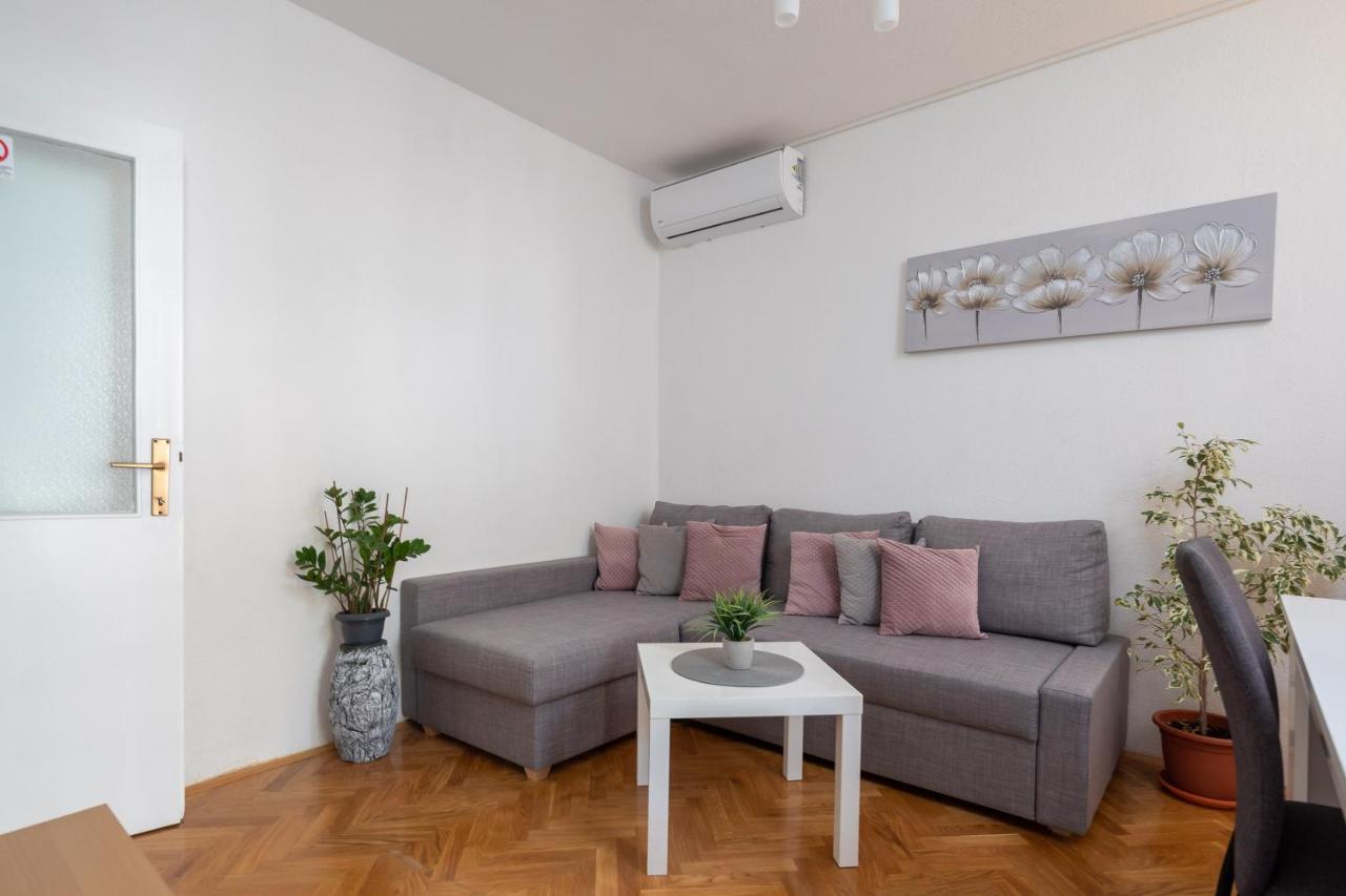 Apartment Beba Дугі-Рат Екстер'єр фото